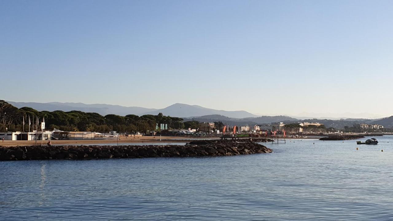 Garden And Beach Sea View Apartment Cannes Mandelieu Extérieur photo